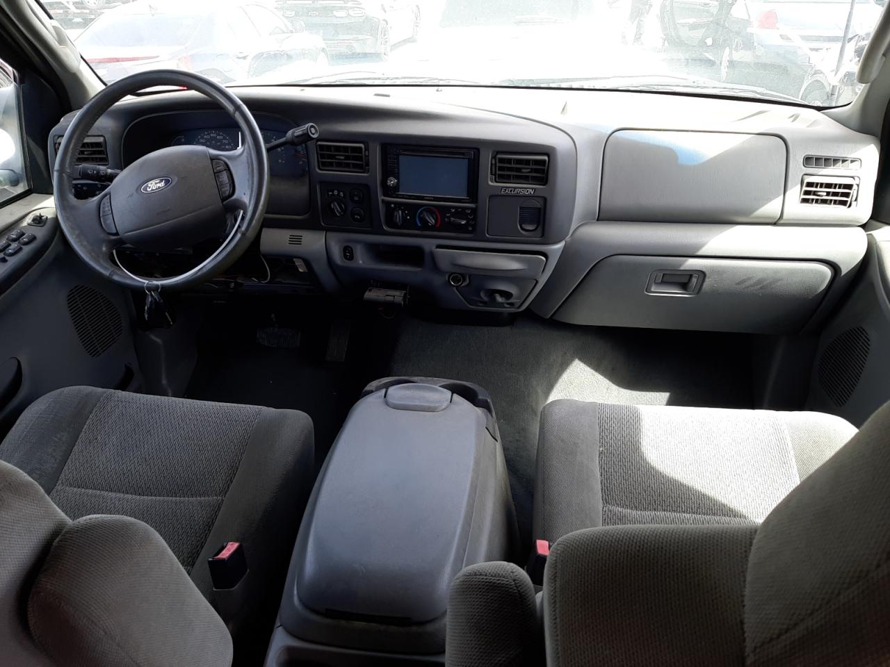 Photo 9 from auction – 2003 FORD EXCURSION with VIN 1FMNU41S13EB55449