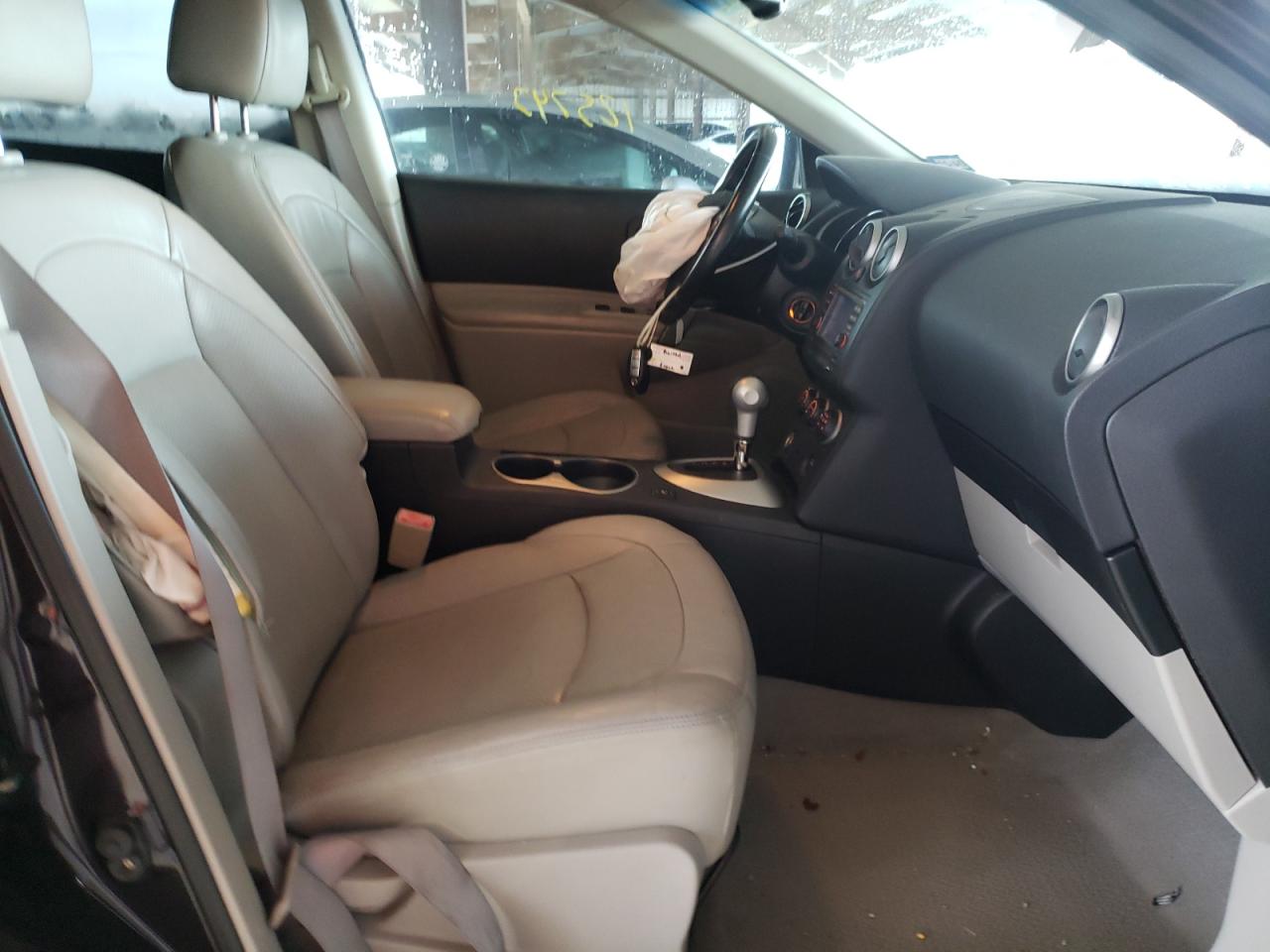 Photo 5 from auction – 2011 NISSAN ROGUE S with VIN JN8AS5MT4BW151296