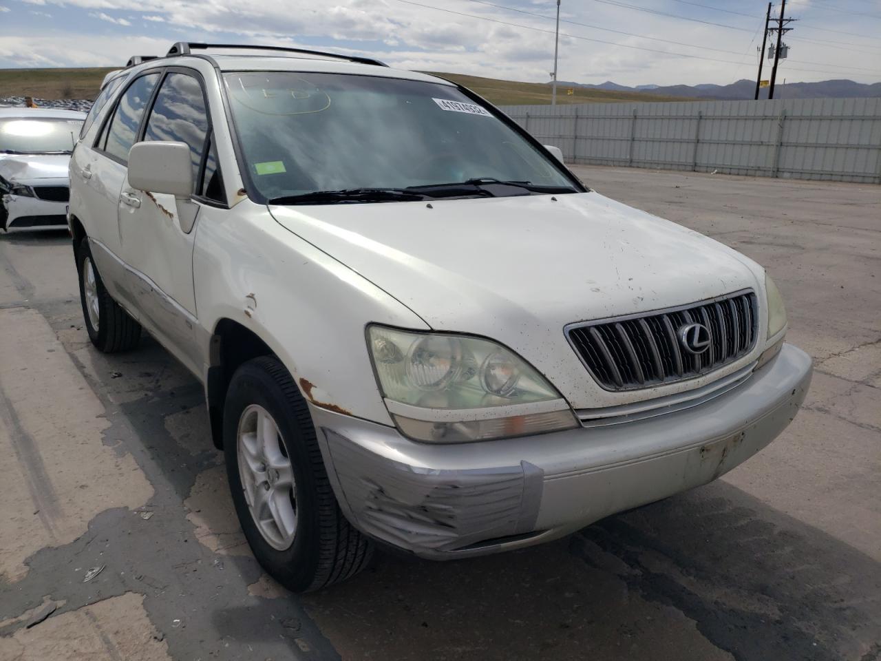 Photo 1 from auction – 2002 LEXUS RX 300 with VIN JTJHF10U120243813