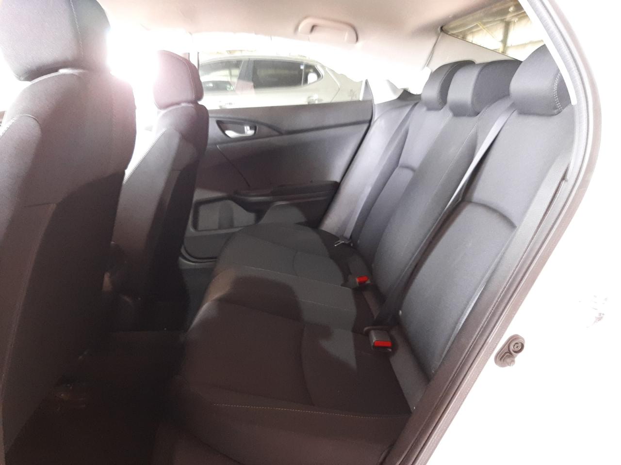 Photo 6 from auction – 2019 HONDA CIVIC LX with VIN 19XFC2F60KE006254