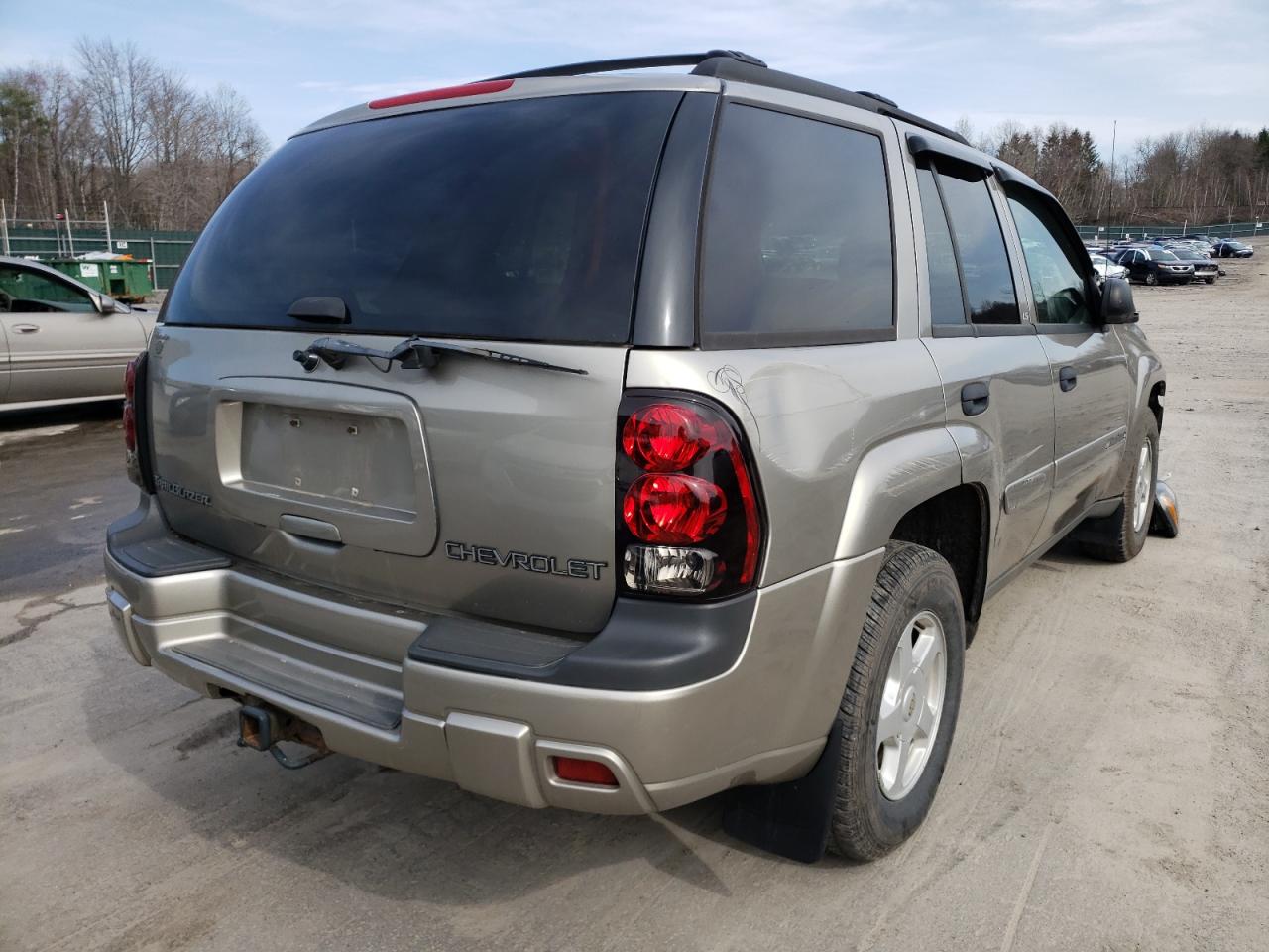 Photo 4 from auction – 2002 CHEVROLET TRAILBLAZE with VIN 1GNDT13S422491697