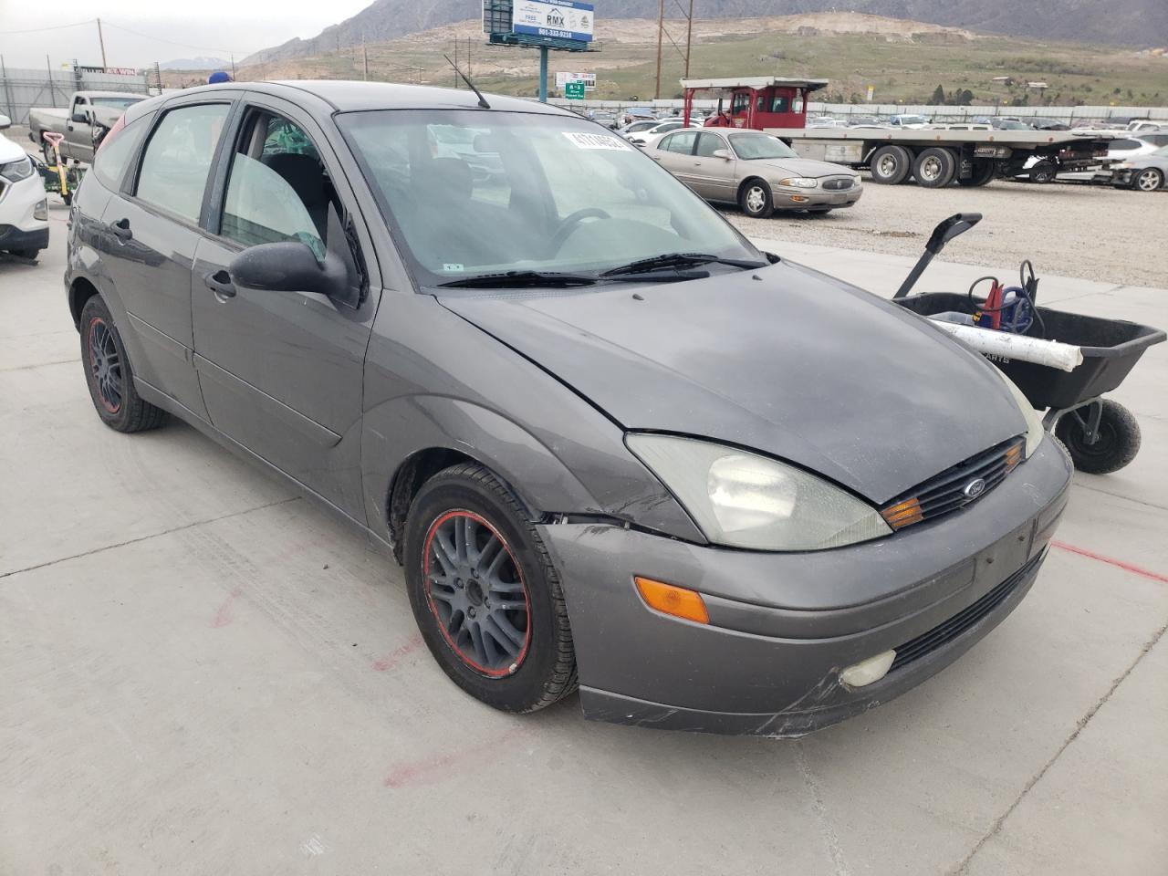FORD FOCUS ZX5 2003 with VIN 3FAFP37353R109863 - Photo from auction