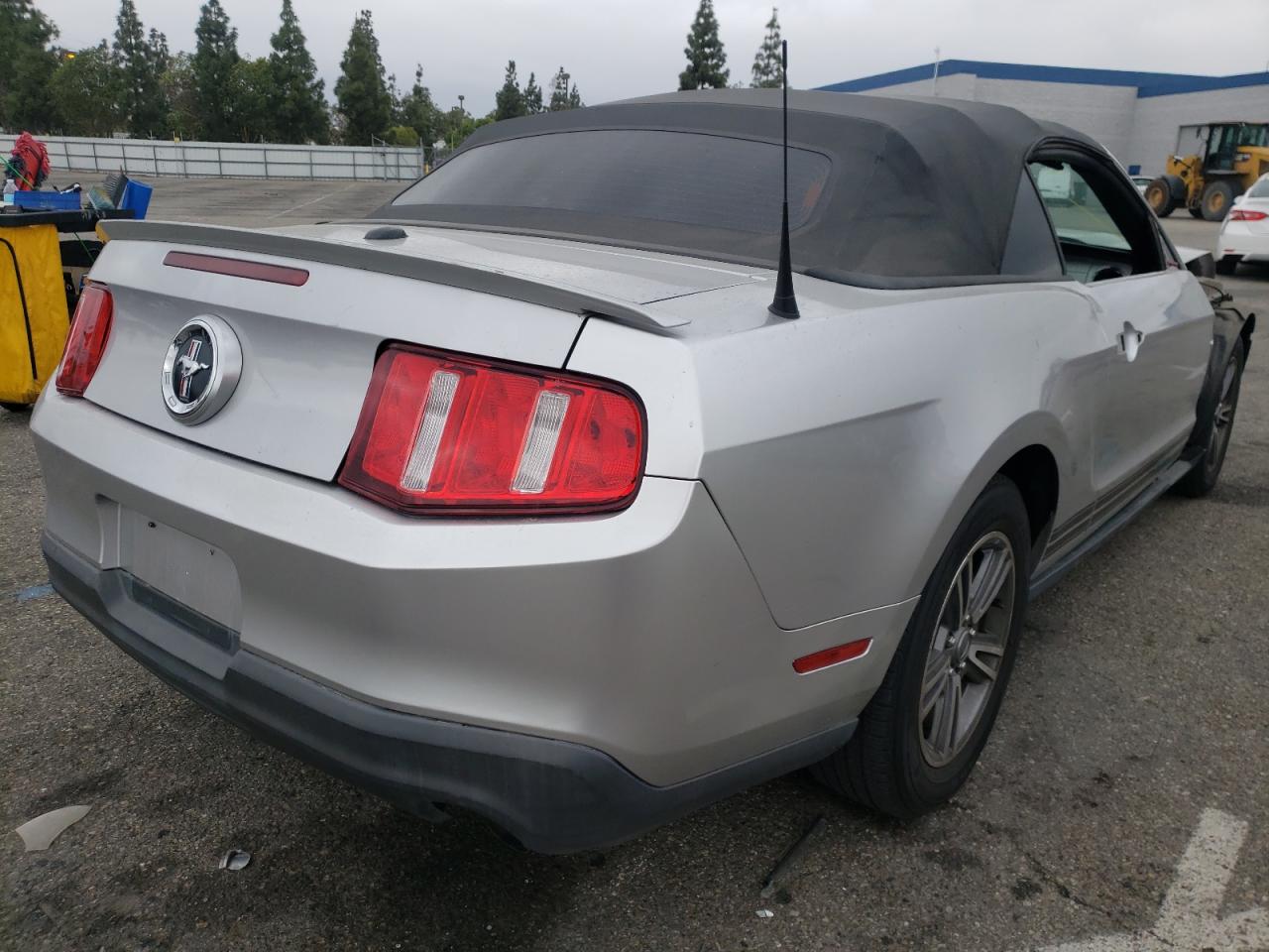 Photo 4 from auction – 2012 FORD MUSTANG with VIN 1ZVBP8EM0C5286399