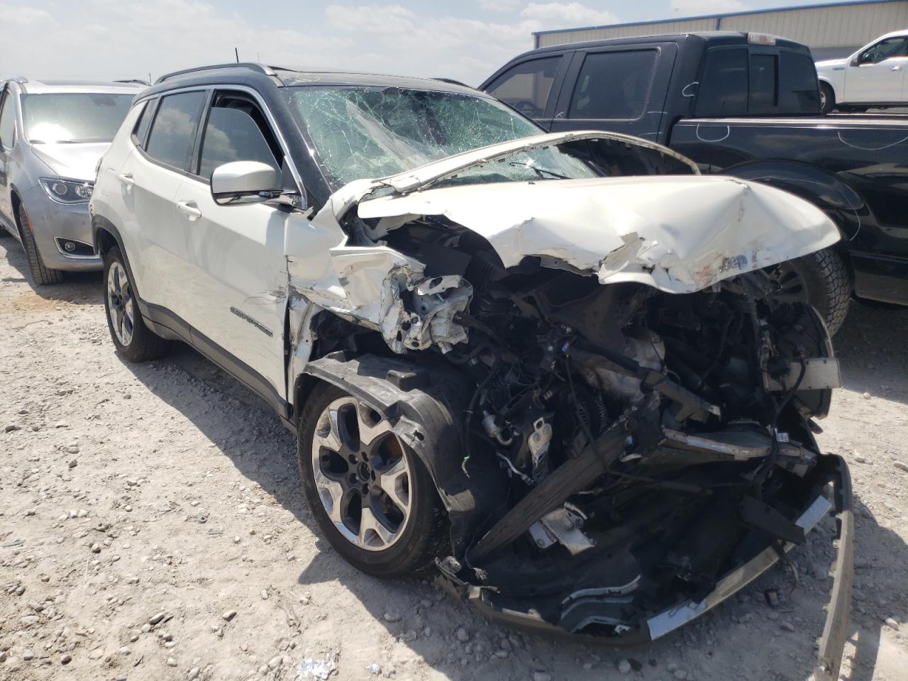 JEEP COMPASS LI 2018 with VIN 3C4NJDCB9JT301507 - Photo from auction