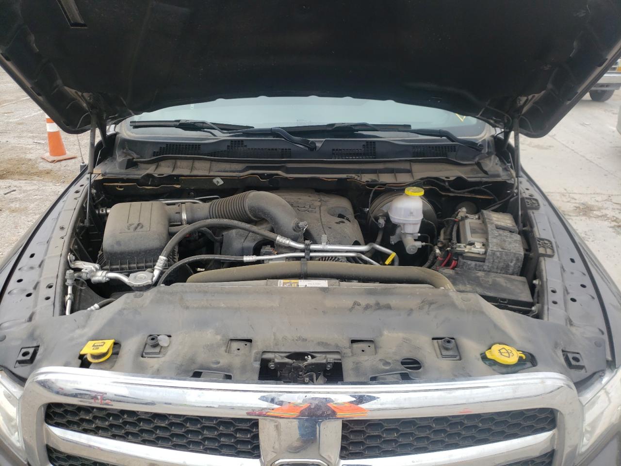 Photo 7 from auction – 2019 RAM 1500 CLASS with VIN 1C6RR6FTXKS746052