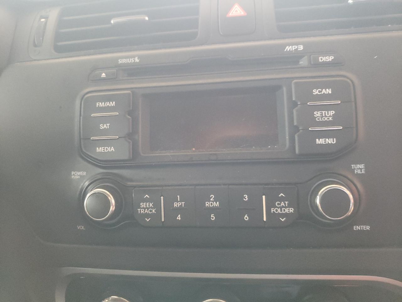 Photo 9 from auction – 2014 KIA RIO LX with VIN KNADM4A3XE6385249