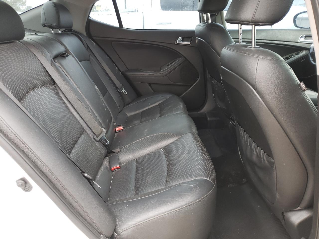 Photo 6 from auction – 2015 KIA OPTIMA SX with VIN 5XXGR4A63FG426299