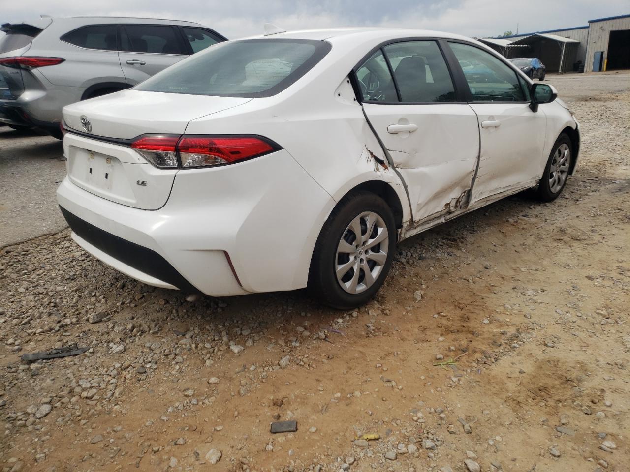Photo 4 from auction – 2020 TOYOTA COROLLA LE with VIN 5YFEPRAE8LP079850