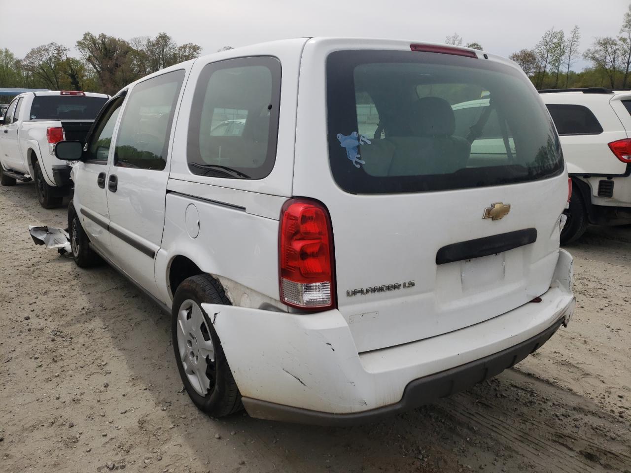 Photo 3 from auction – 2007 CHEVROLET UPLANDER L with VIN 1GNDV23W47D175750