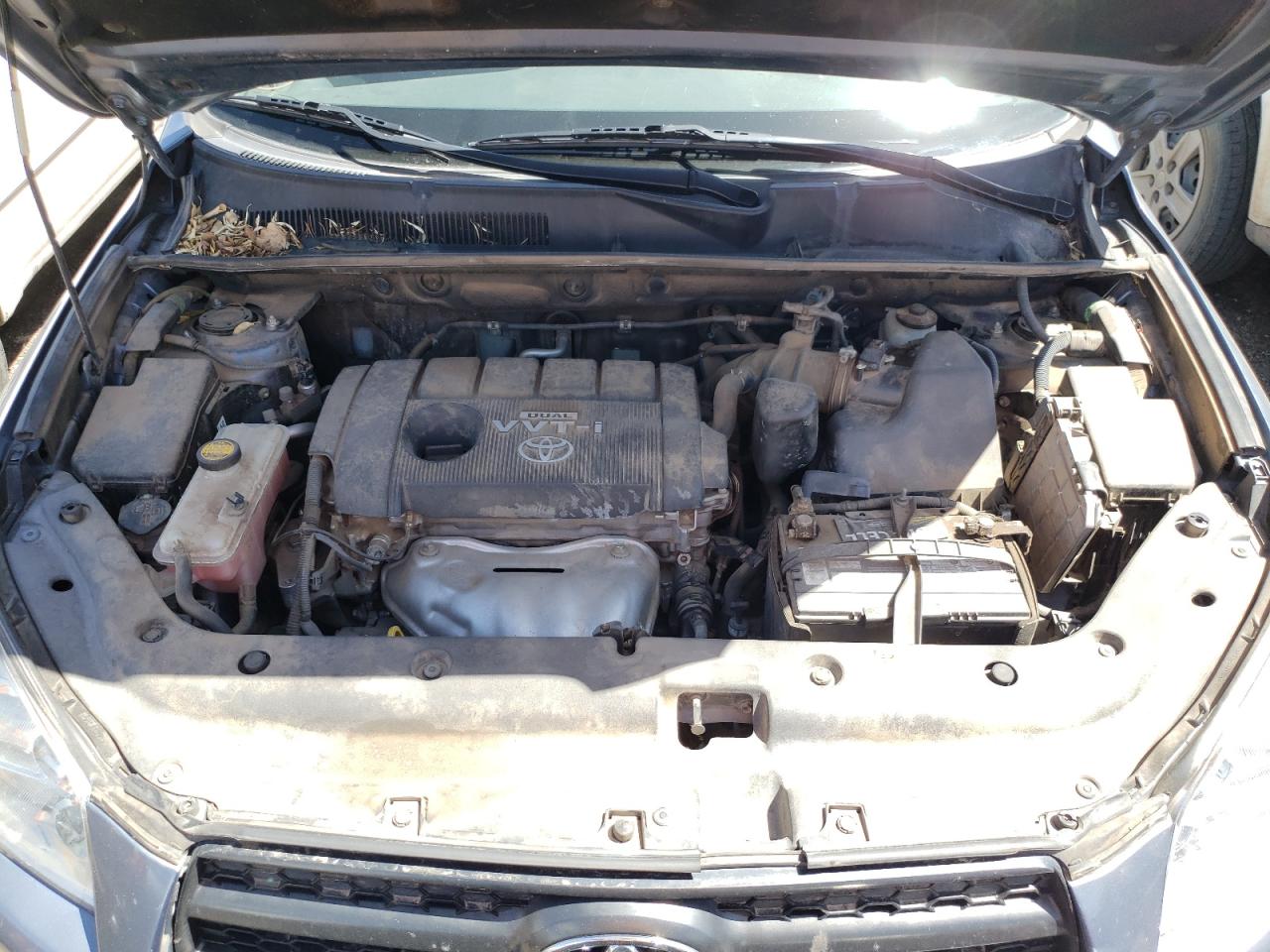 Photo 7 from auction – 2010 TOYOTA RAV4 with VIN JTMBF4DV4AD025532