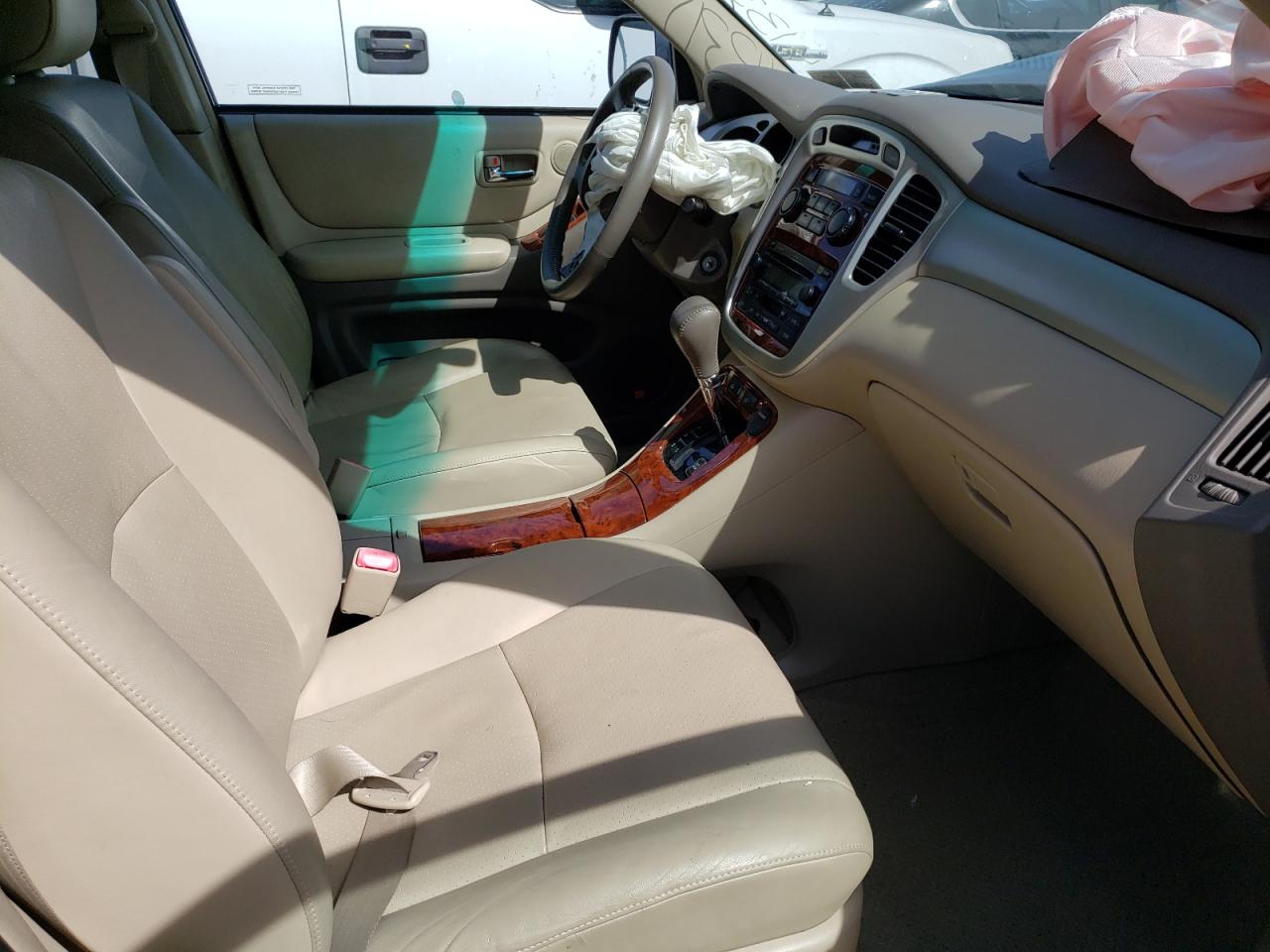 Foto 5 de la subasta – 2007 TOYOTA HIGHLANDER con VIN JTEEP21A270197120