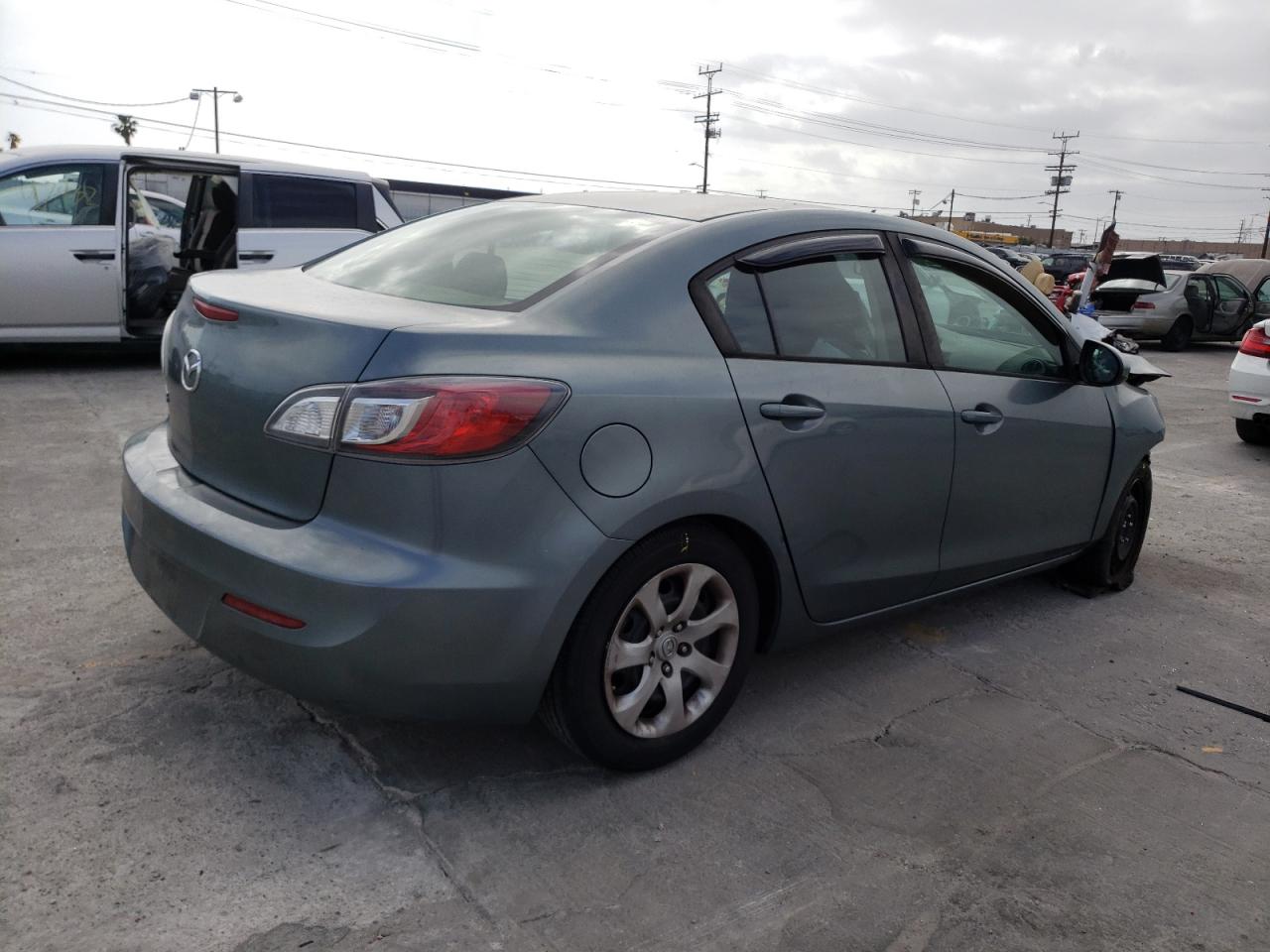 Фото 4 с аукциона – 2012 MAZDA 3 I с VIN JM1BL1UG3C1573518