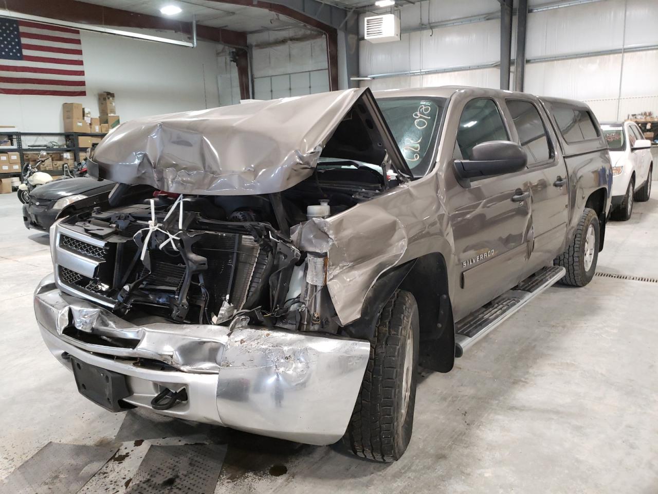 Photo 2 from auction – 2013 CHEVROLET SILVERADO with VIN 3GCPKSE71DG258698