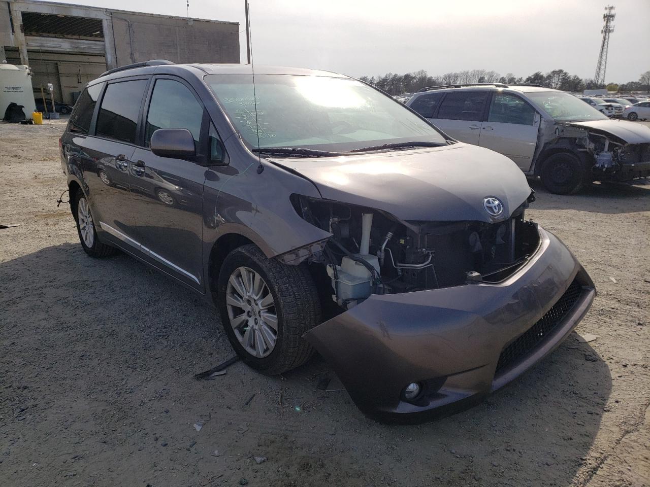 TOYOTA SIENNA XLE 2013 with VIN 5TDDK3DC1DS066786 - Photo from auction