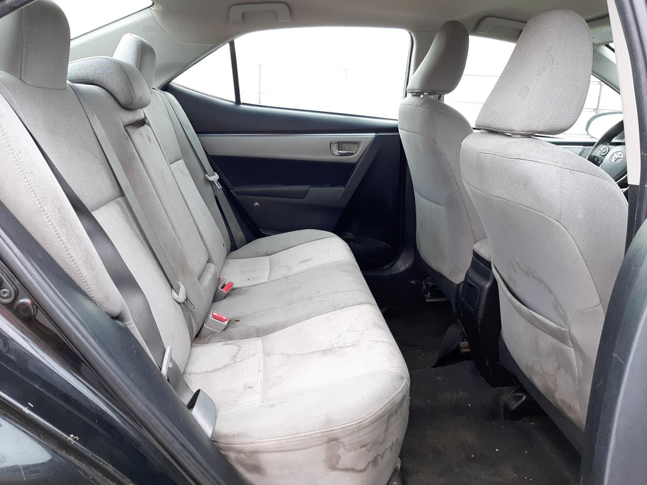 Photo 6 from auction – 2015 TOYOTA COROLLA L with VIN 5YFBURHE1FP279751