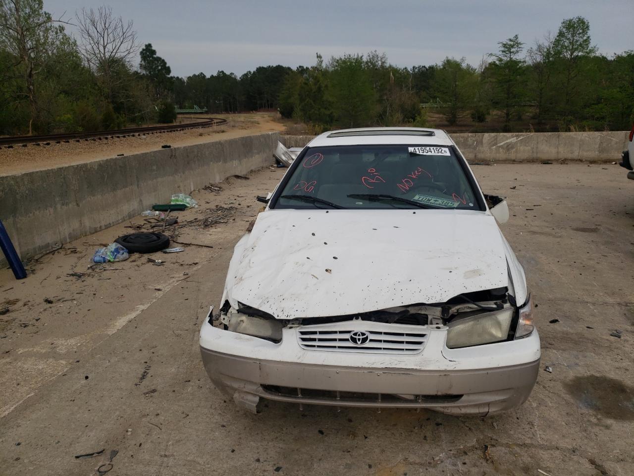 Photo 9 from auction – 1997 TOYOTA CAMRY CE with VIN 4T1BF22K2VU922590