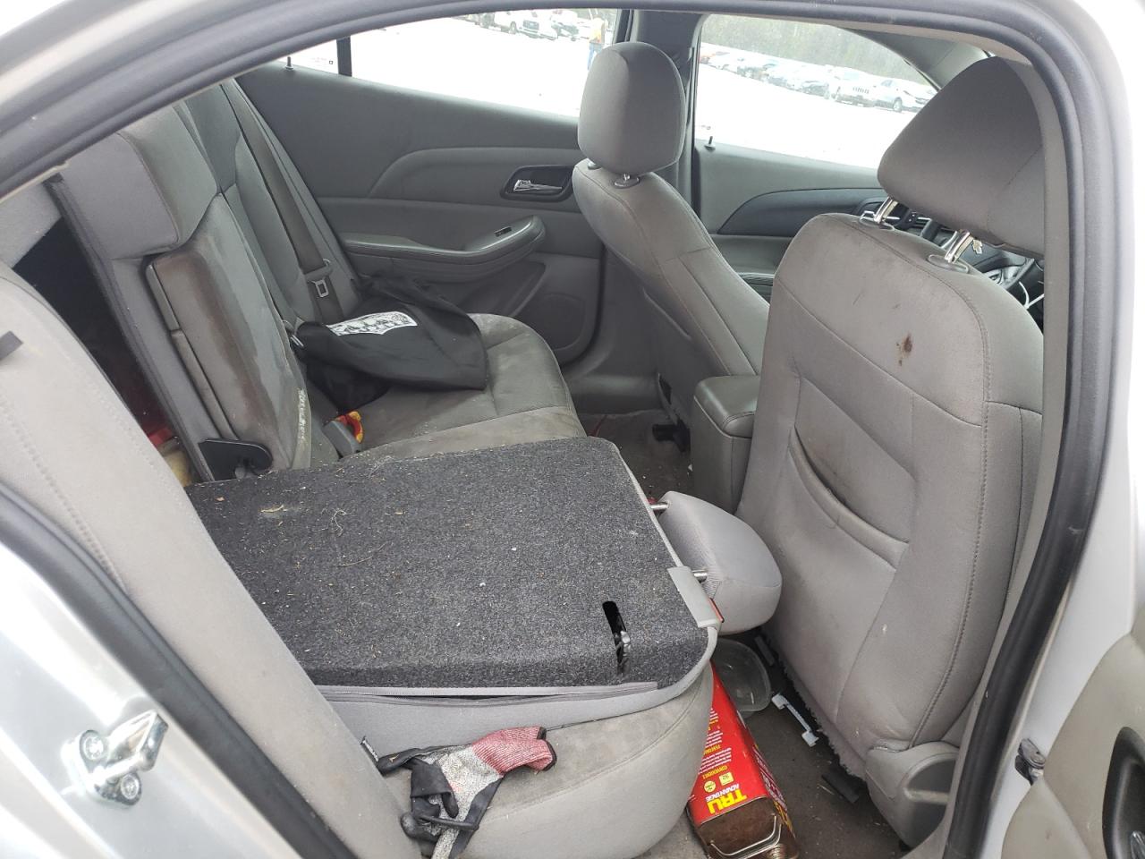 Photo 6 from auction – 2015 CHEVROLET MALIBU LS with VIN 1G11A5SL1FF296117