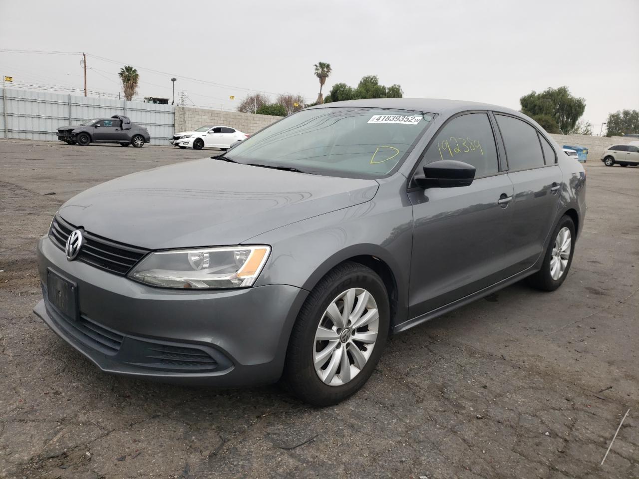 Photo 2 from auction – 2012 VOLKSWAGEN JETTA BASE with VIN 3VW1K7AJ0CM389588