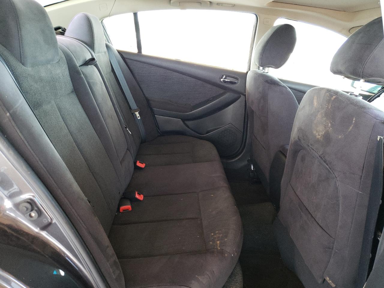 Photo 6 from auction – 2011 NISSAN ALTIMA SR with VIN 1N4BL2AP0BN464893