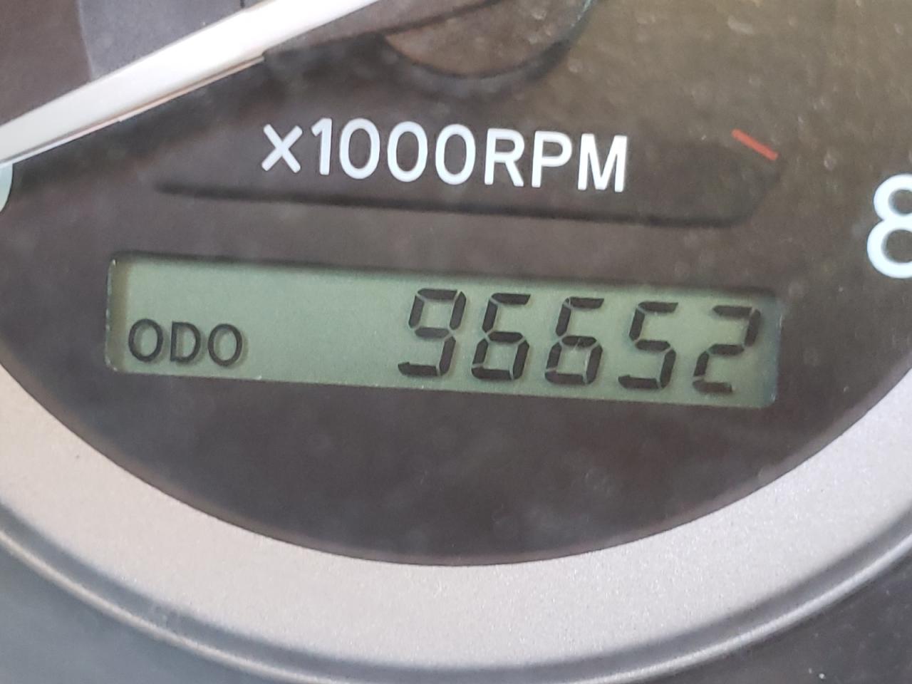 Photo 8 from auction – 2005 TOYOTA SIENNA CE with VIN 5TDZA23C55S385243