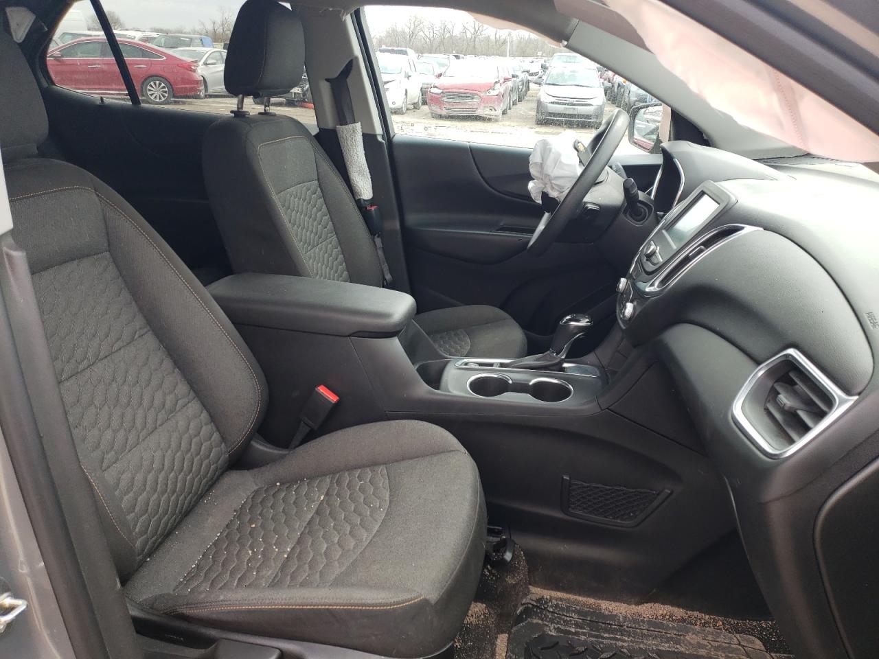 Photo 5 from auction – 2018 CHEVROLET EQUINOX LT with VIN 3GNAXJEV7JS627726