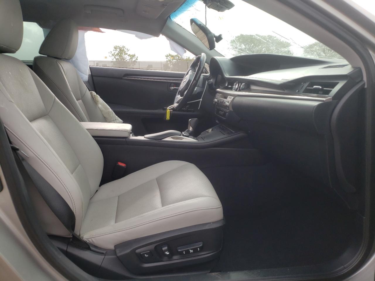 Photo 5 from auction – 2016 LEXUS ES 350 with VIN 58ABK1GG9GU013414