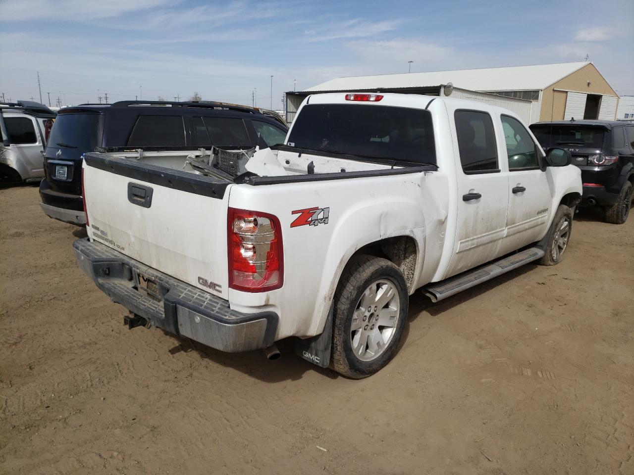 Photo 4 from auction – 2011 GMC SIERRA K15 with VIN 3GTP2VE30BG258042