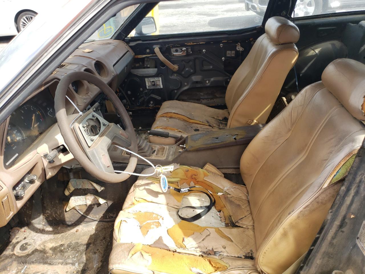Photo 5 from auction – 1981 DATSUN 280ZX with VIN JN1HZ04S8BX278887