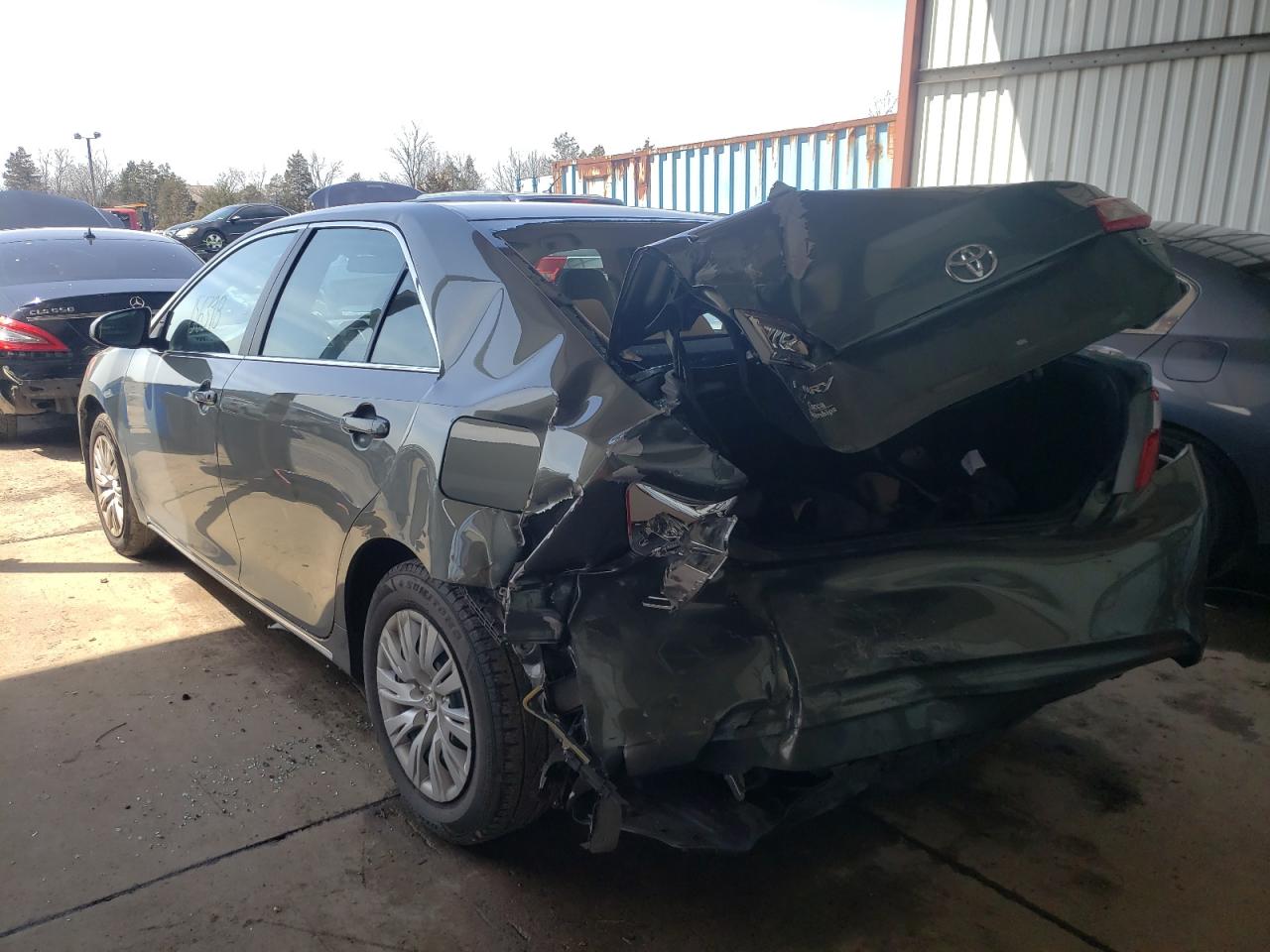 Photo 3 from auction – 2013 TOYOTA CAMRY L with VIN 4T1BF1FK9DU709865