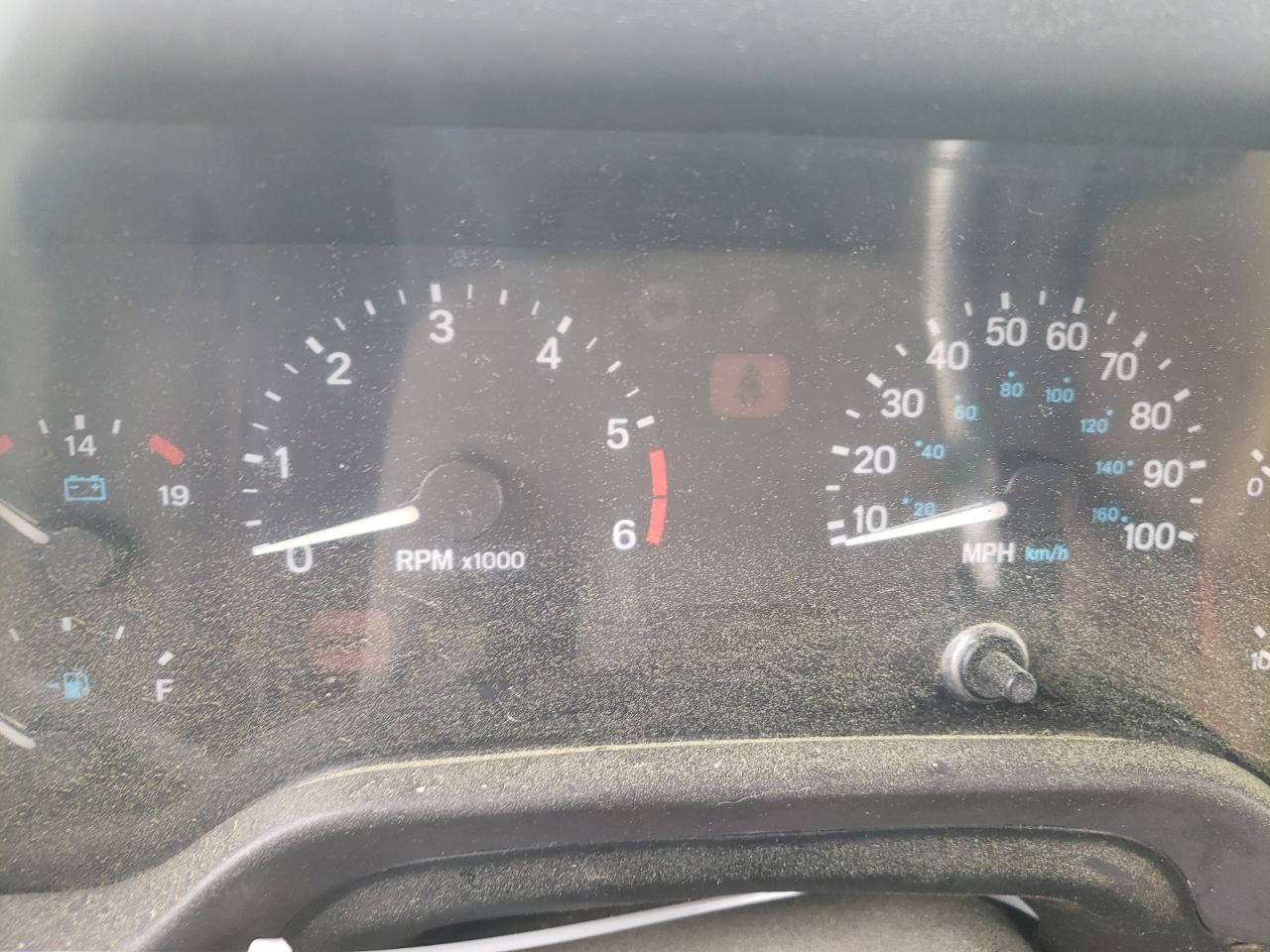 Photo 8 from auction – 1998 JEEP WRANGLER / with VIN 1J4FY19S5WP719235