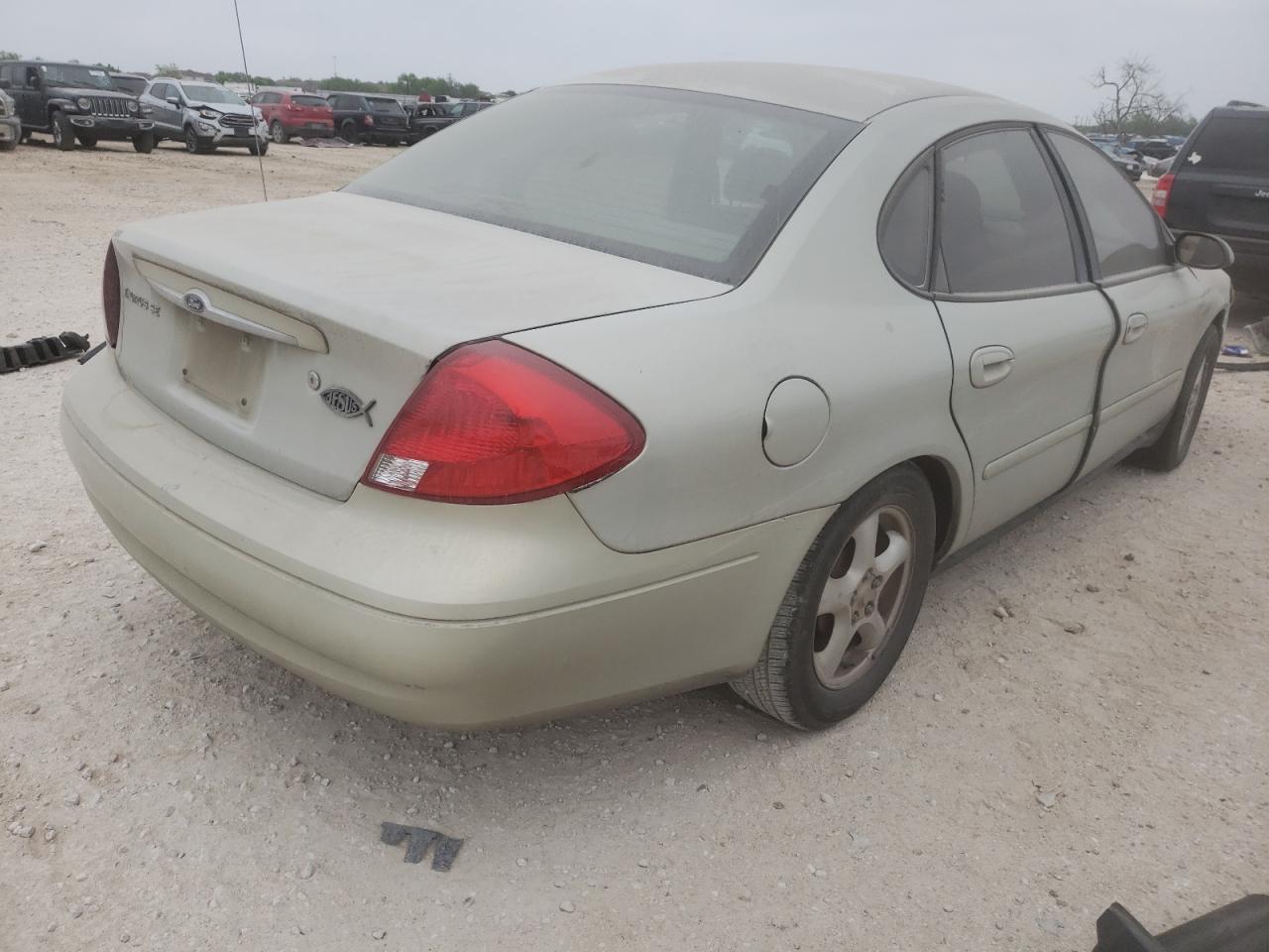 Photo 4 from auction – 2003 FORD TAURUS SE with VIN 1FAFP53223G169471