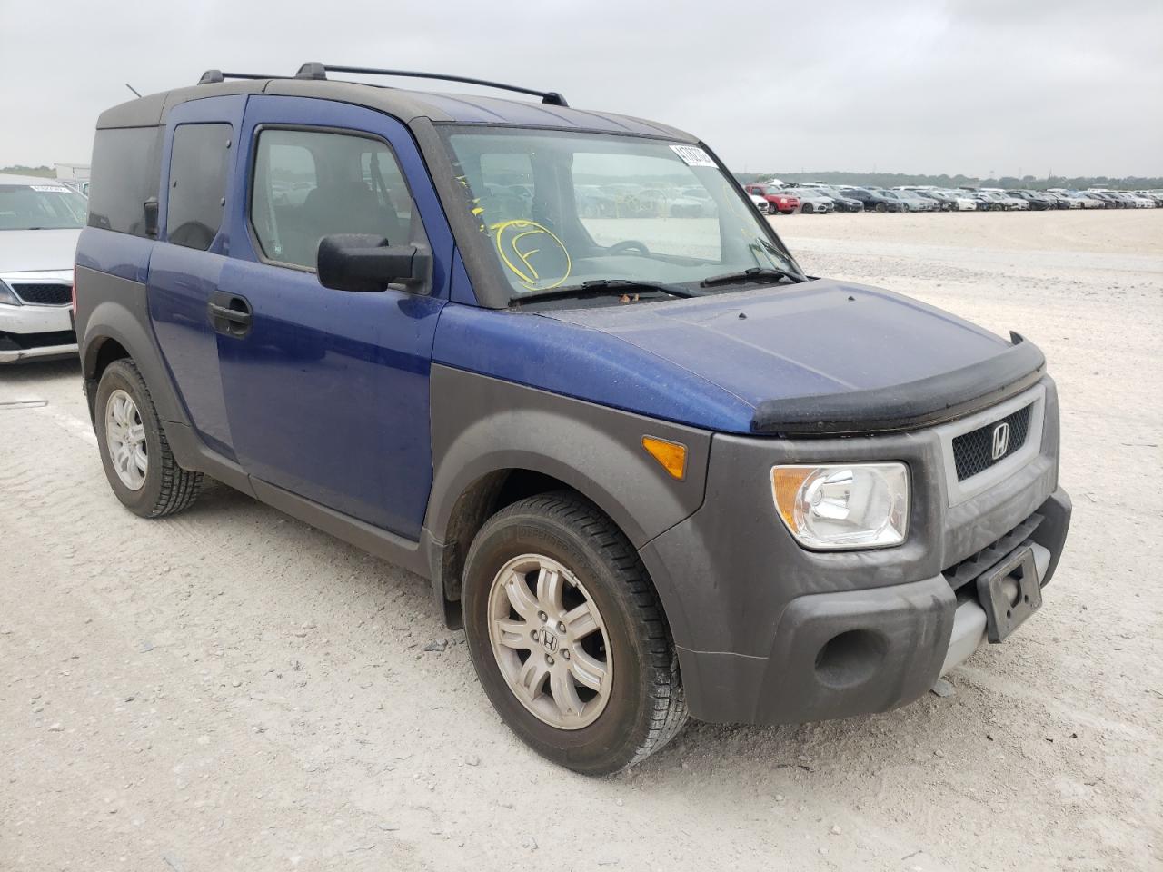 HONDA ELEMENT EX 2004 with VIN 5J6YH28684L027218 - Photo from auction
