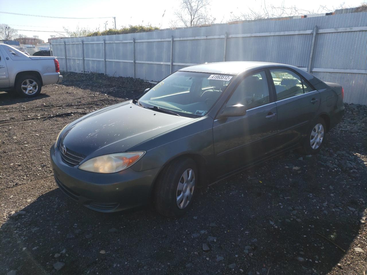 Photo 2 from auction – 2002 TOYOTA CAMRY LE with VIN 4T1BE32K02U640954