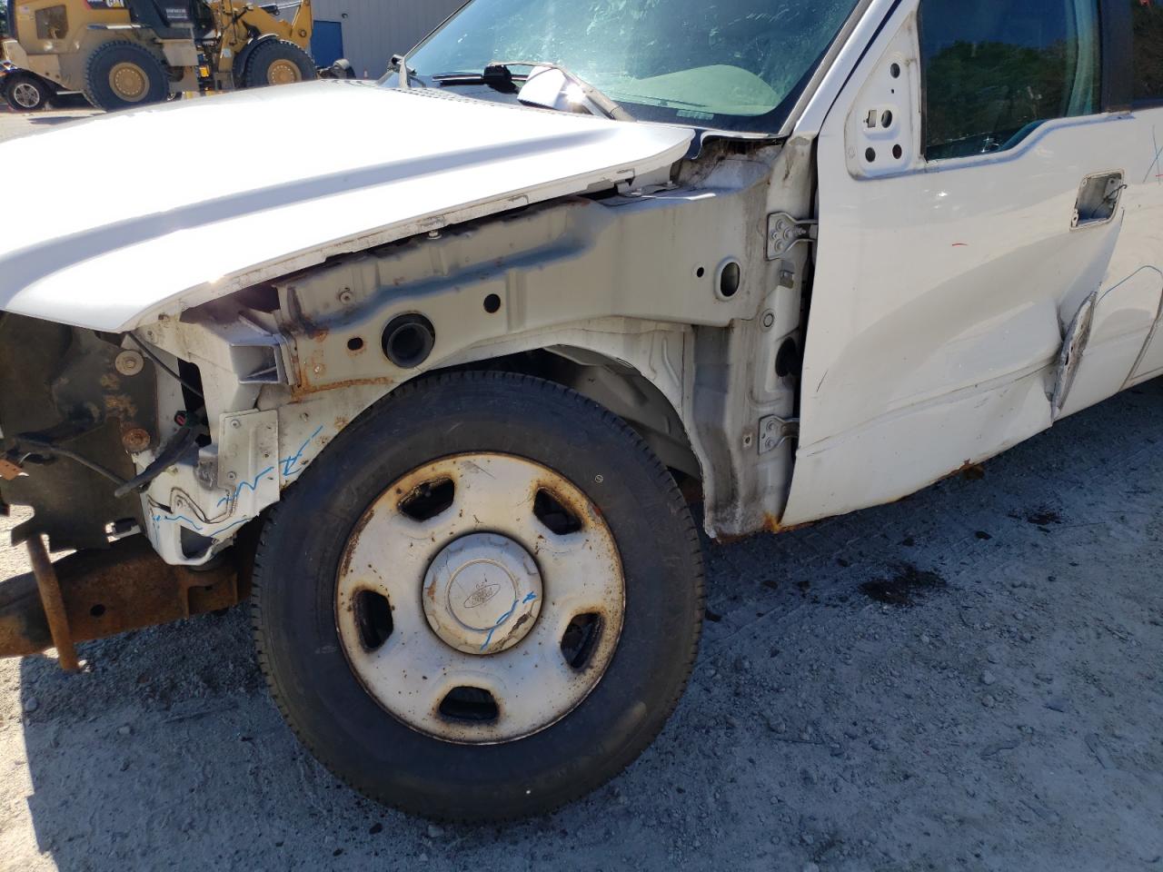 Photo 10 from auction – 2005 FORD F150 with VIN 1FTRF12W65NA64146