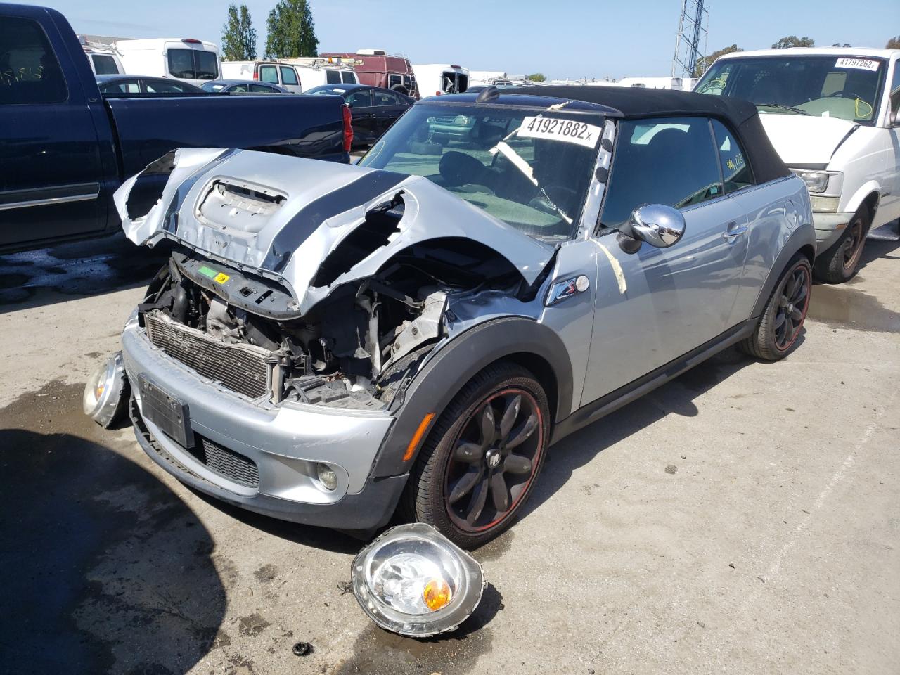 Photo 2 from auction – 2010 MINI COOPER S with VIN WMWMS3C53ATY51615