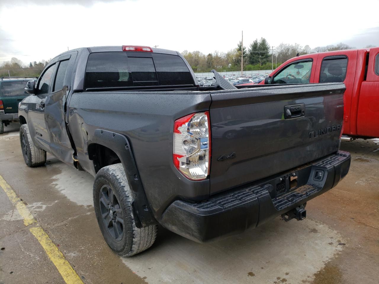 Photo 3 from auction – 2017 TOYOTA TUNDRA DOU with VIN 5TFUM5F18HX070321