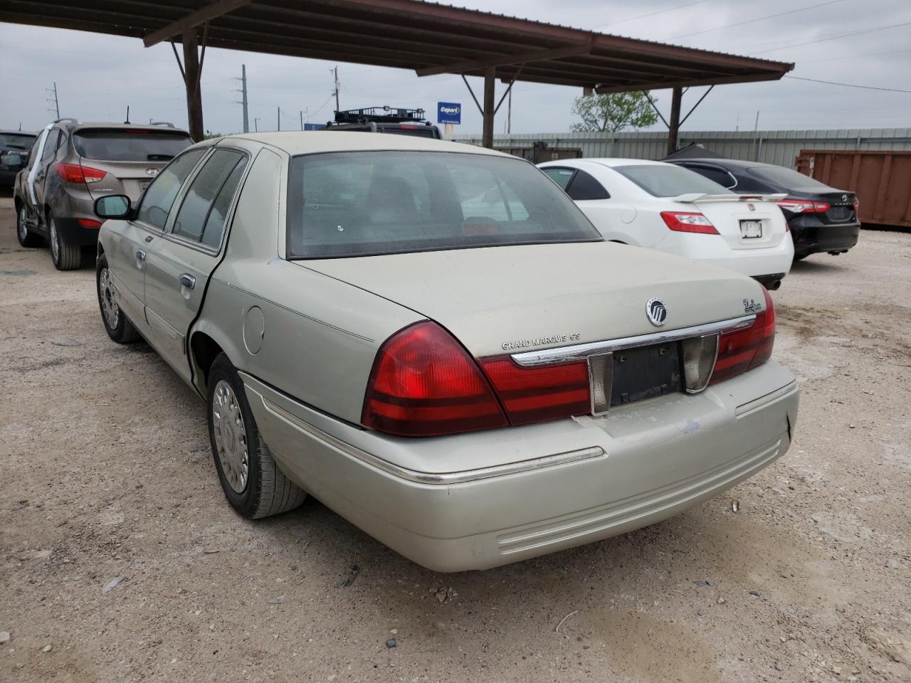 Photo 3 from auction – 2004 MERCURY GRAND MARQ with VIN 2MEFM74W04X602764
