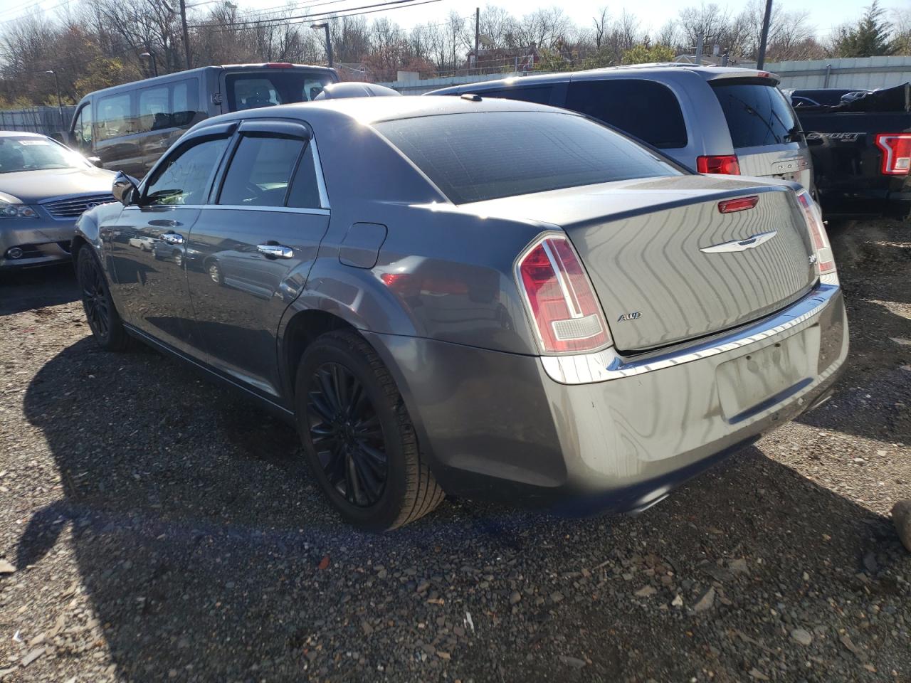 Photo 3 from auction – 2012 CHRYSLER 300C with VIN 2C3CCAKT8CH208231