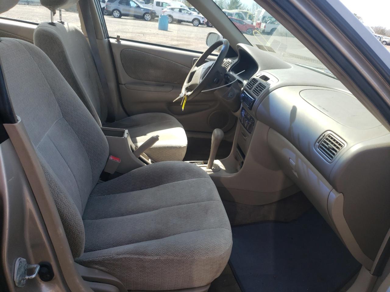 Photo 5 from auction – 2002 TOYOTA COROLLA CE with VIN 2T1BR12E42C553577