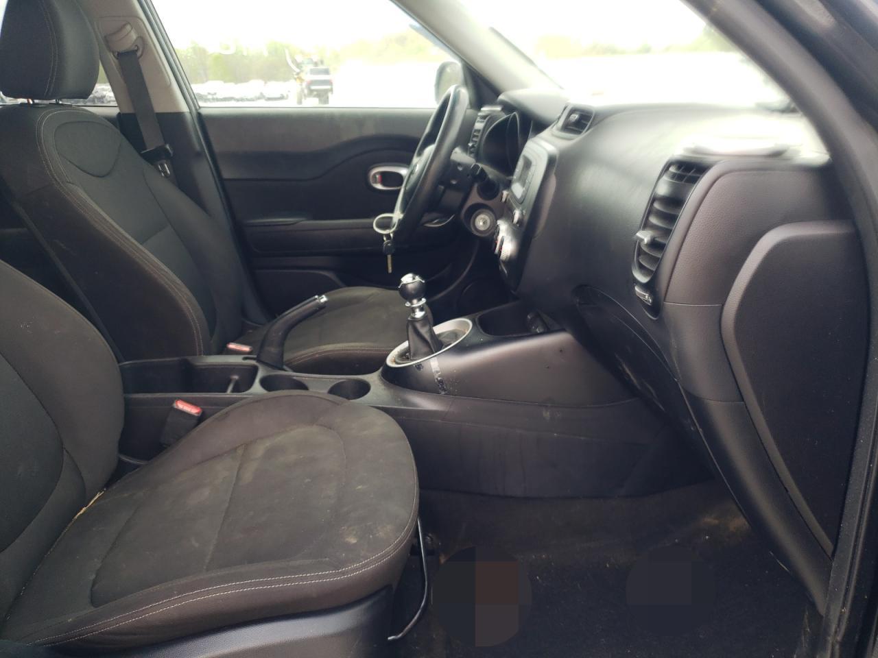 Photo 5 from auction – 2016 KIA SOUL with VIN KNDJN2A24G7249422