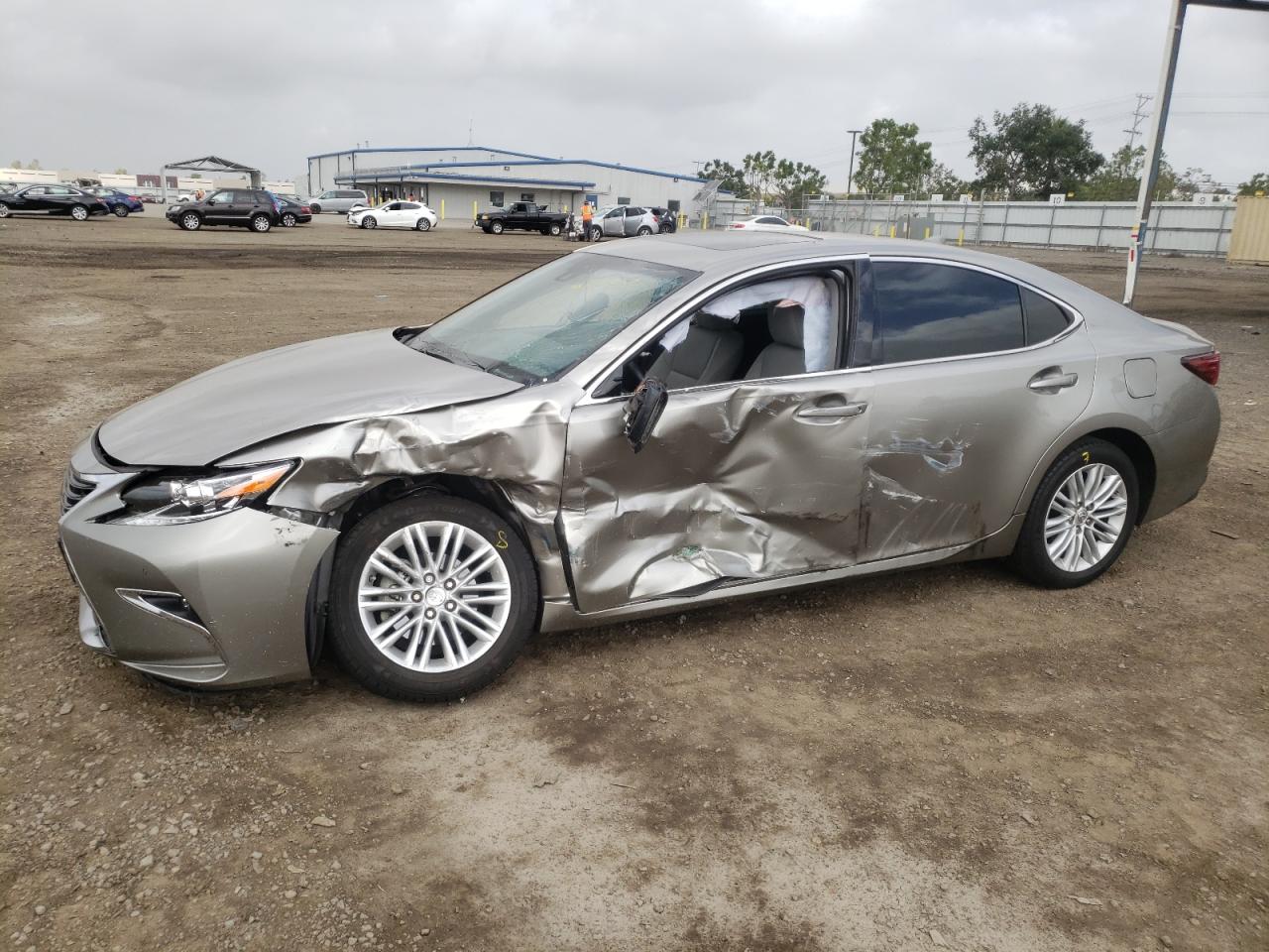 Photo 9 from auction – 2016 LEXUS ES 350 with VIN 58ABK1GG9GU013414