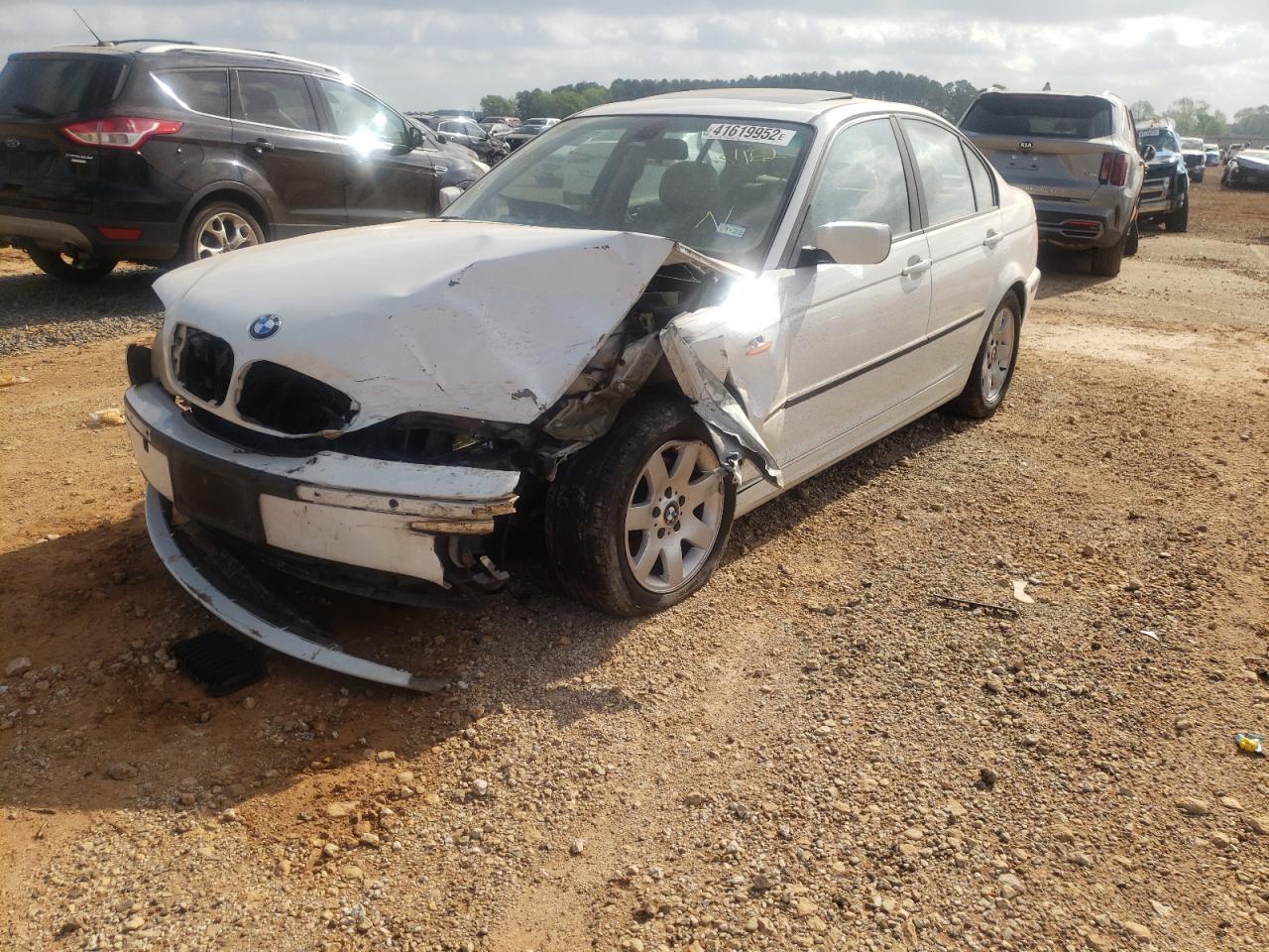 Photo 2 from auction – 2003 BMW 325 I with VIN WBAEV33483KR25462