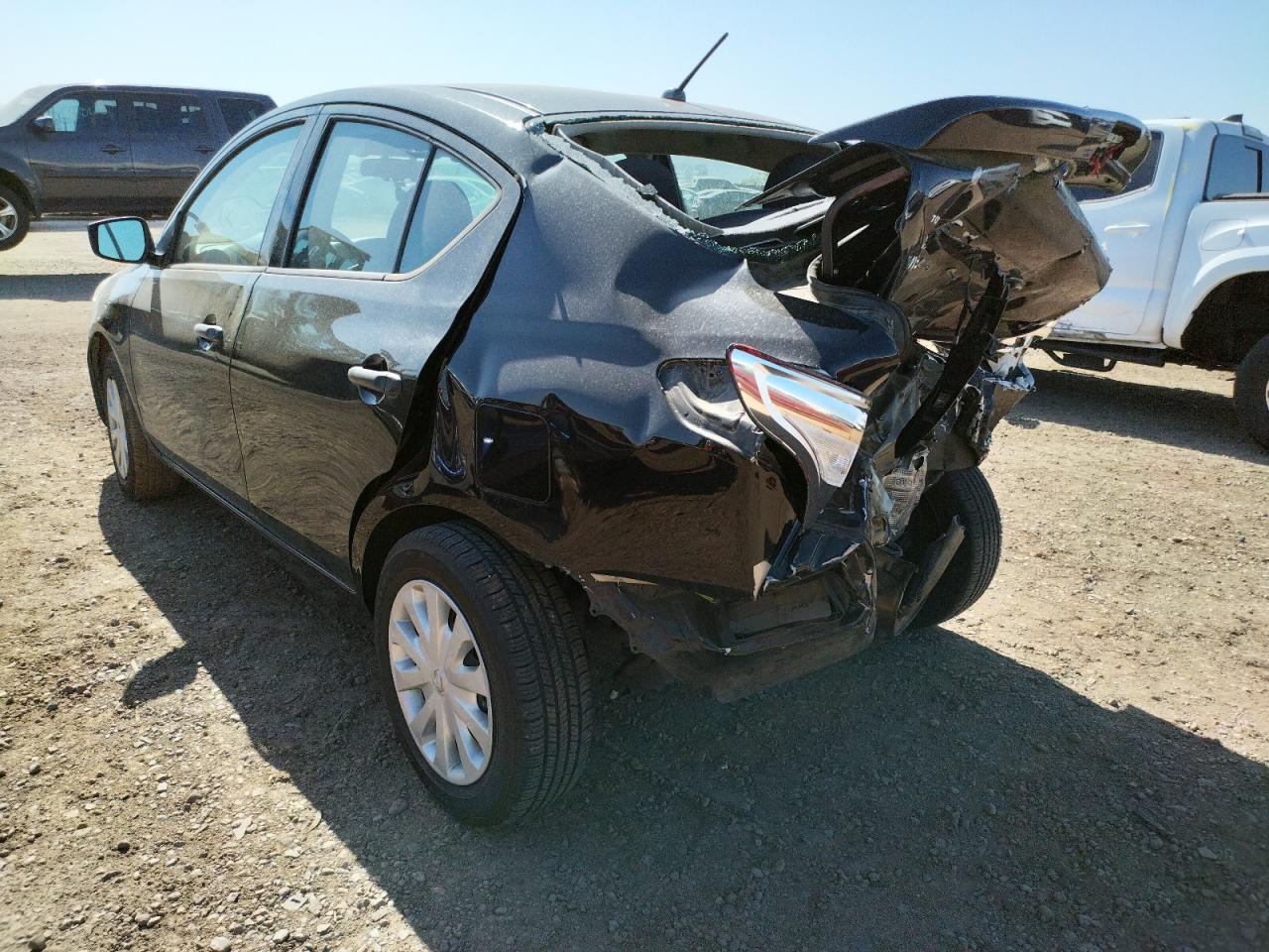 Photo 3 from auction – 2019 NISSAN VERSA S with VIN 3N1CN7AP6KL840196