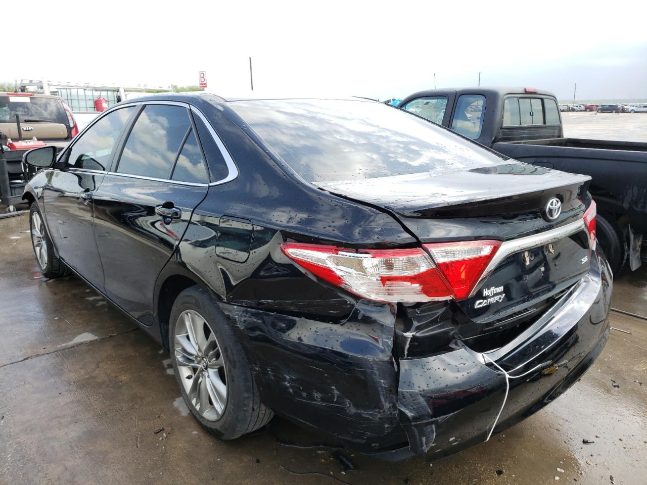Photo 3 from auction – 2016 TOYOTA CAMRY LE with VIN 4T1BF1FK1GU614933
