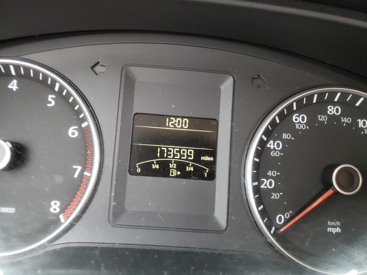 Photo 8 from auction – 2012 VOLKSWAGEN JETTA SE with VIN 3VWDP7AJ1CM463583