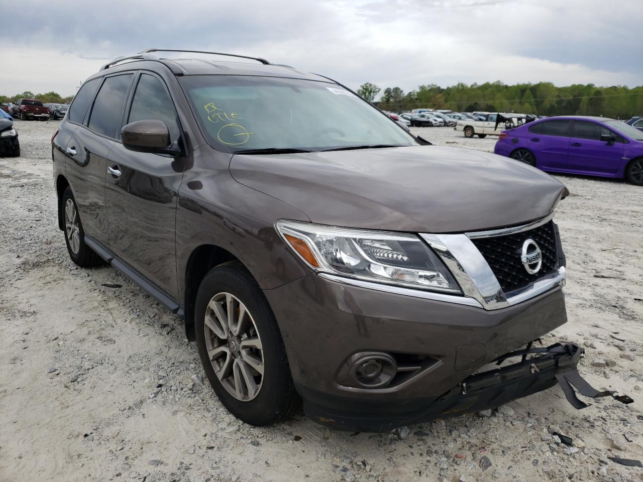 NISSAN PATHFINDER 2016 with VIN 5N1AR2MN3GC651591 - Photo from auction