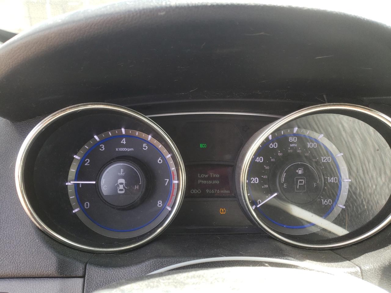 Photo 8 from auction – 2011 HYUNDAI SONATA GLS with VIN 5NPEB4ACXBH254157