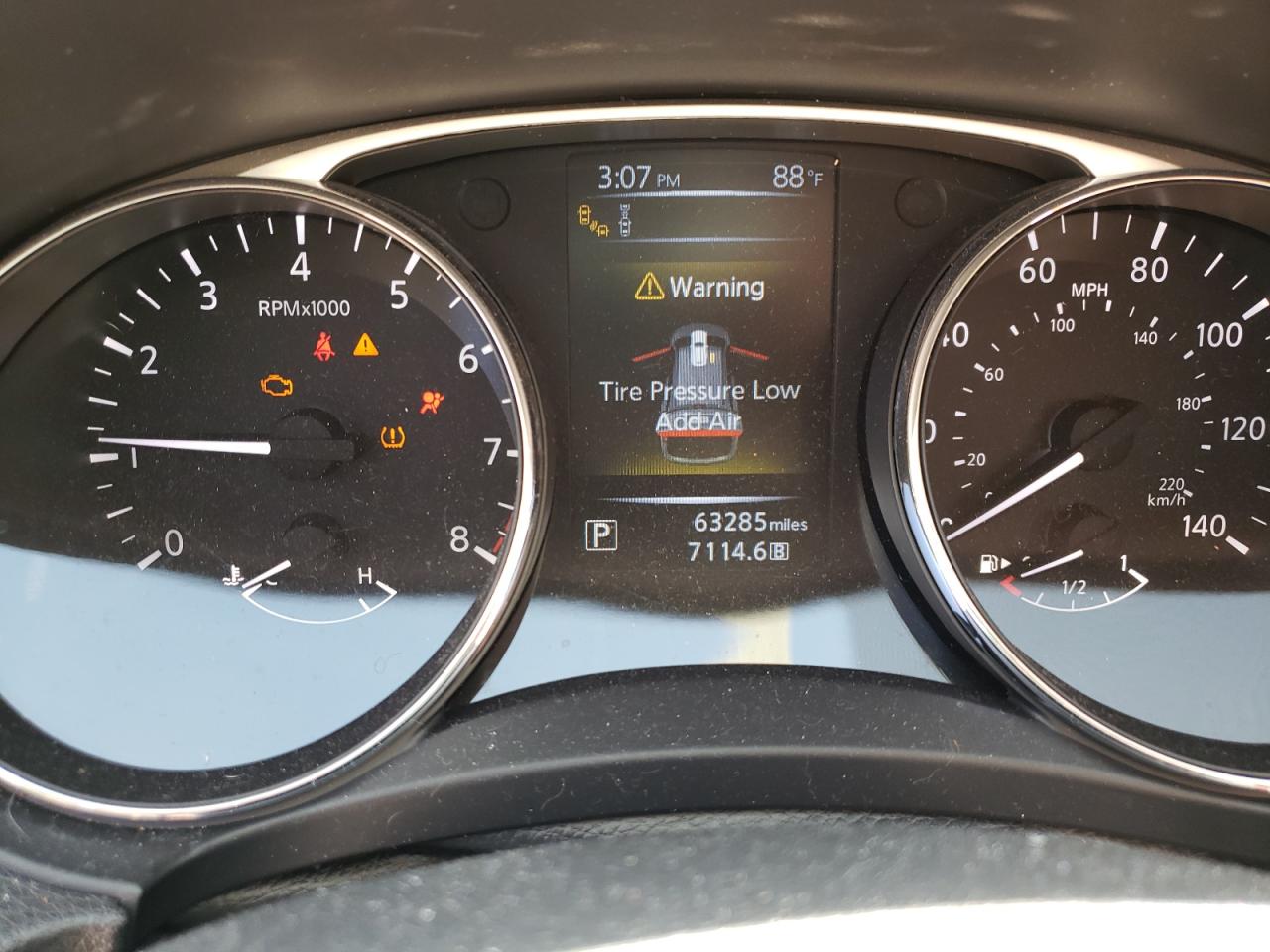 Photo 8 from auction – 2016 NISSAN ROGUE S with VIN 5N1AT2MT7GC880677