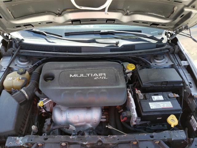 Photo 7 from auction – 2015 CHRYSLER 200 LIMITE with VIN 1C3CCCABXFN590374