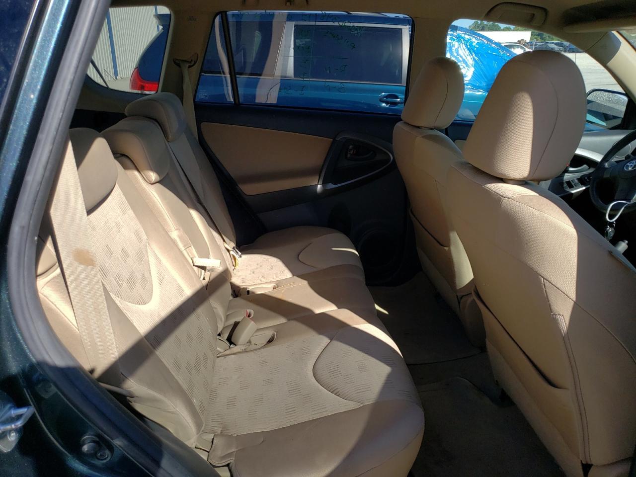 Photo 6 from auction – 2010 TOYOTA RAV4 with VIN JTMZF4DV4A5024583